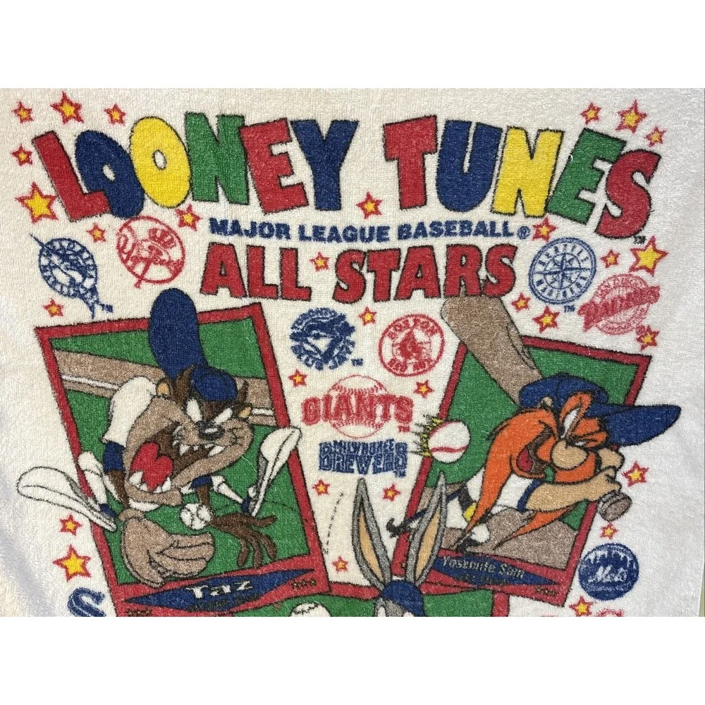 VTG Looney Tunes Major League Baseball All-Stars beach towel W/Cleveland Indian